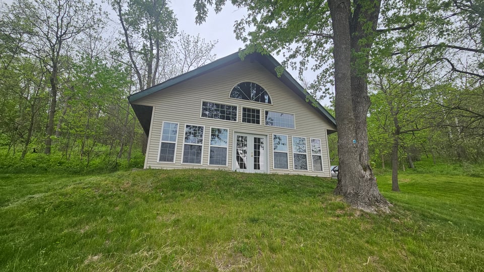 Premium Hunting Lease Buffalo County Wisconsin