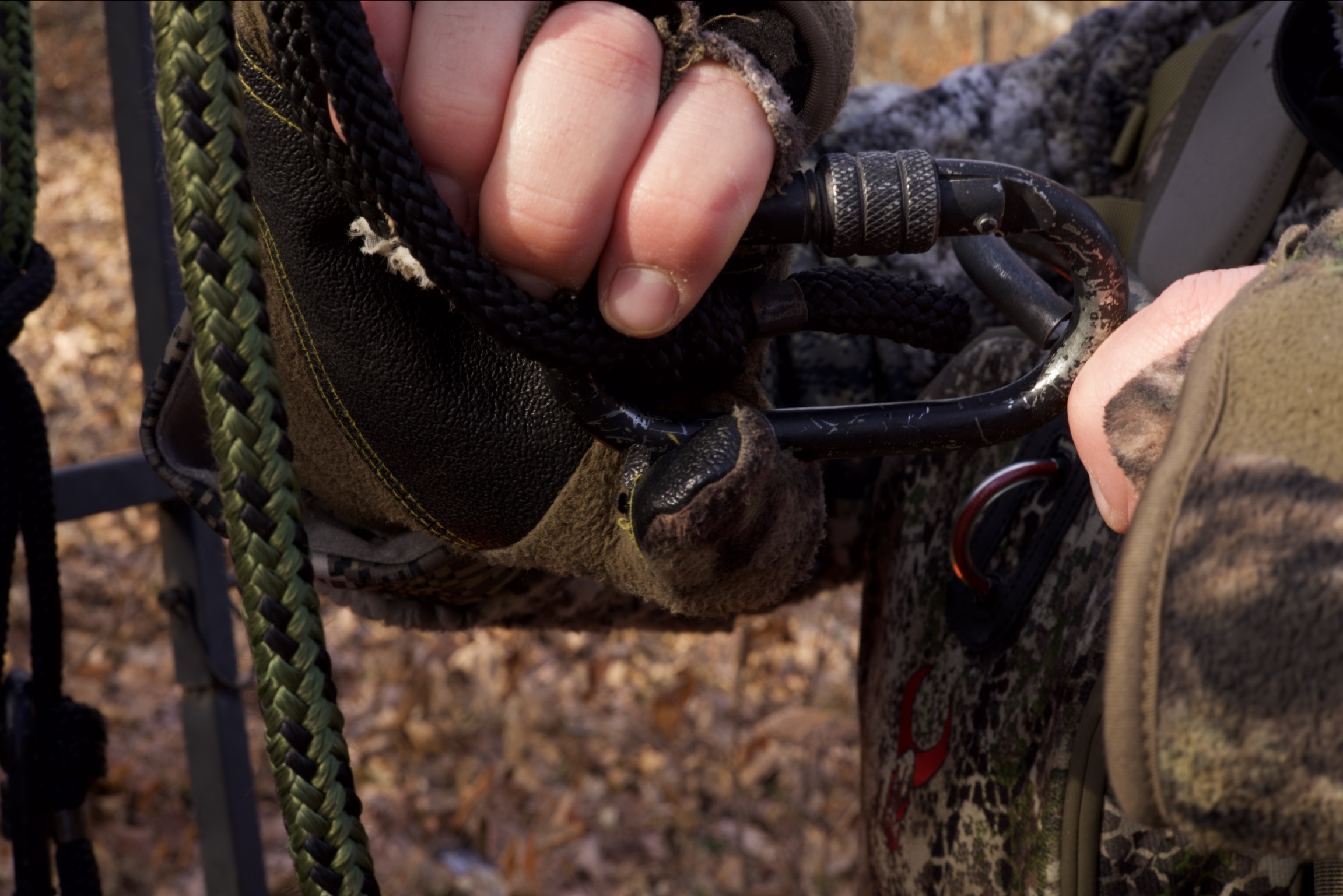 HLRBO Product Review MUDDY OUTDOORS THE SAFETY HARNESS LINEMANS ROPE